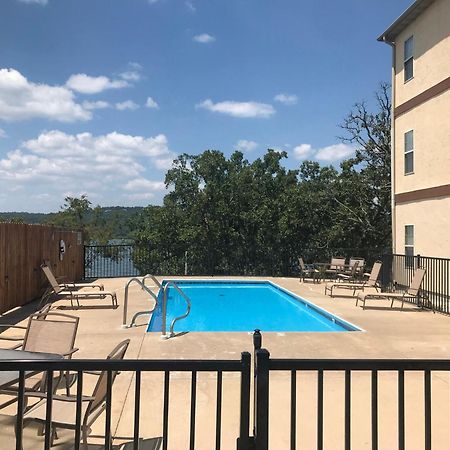 Lakefront And Lake View Indian Point Condo With Boat Slip Branson Ngoại thất bức ảnh