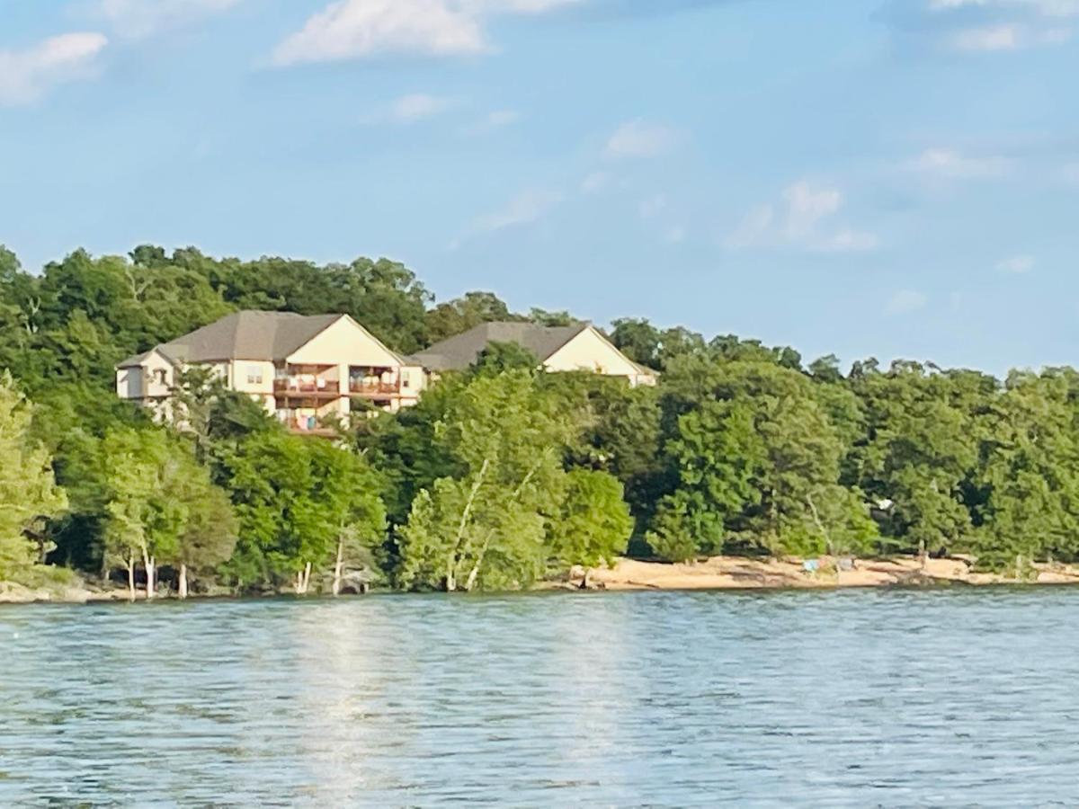 Lakefront And Lake View Indian Point Condo With Boat Slip Branson Ngoại thất bức ảnh